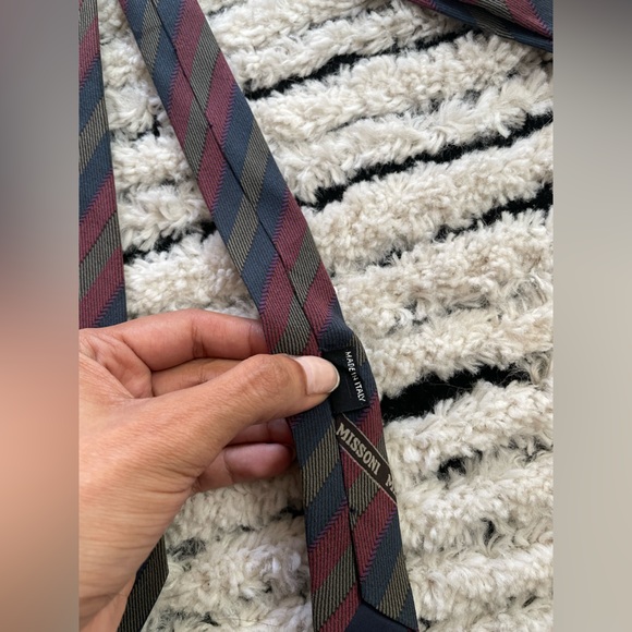 Vintage men’s Missoni neck tie - Picture 4 of 4